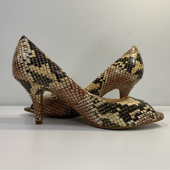 GUESS by Marciano Brown Tan Snakeskin Print Open Toe Kitty Heels Shoes Size 6 - Picture 5 of 13